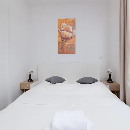 Apartament Nani *